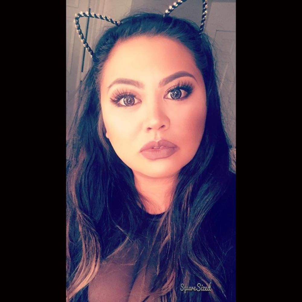 Meet your Posher, Aprille